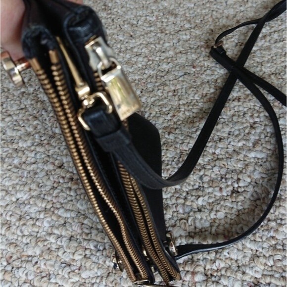 Furla 2 pockets crossbody bag - Picture 5 of 12